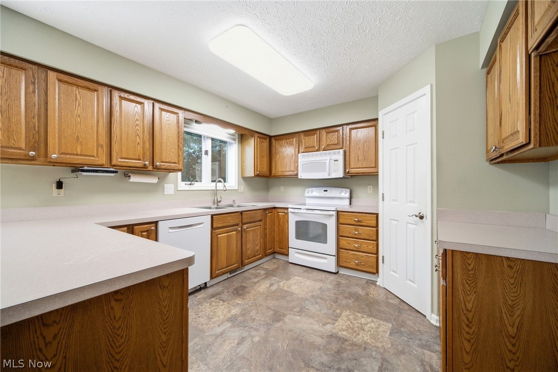 37099 Hunters Trail Avon OH 44011