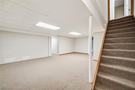 37099 Hunters Trail Avon OH 44011