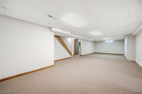 37099 Hunters Trail Avon OH 44011