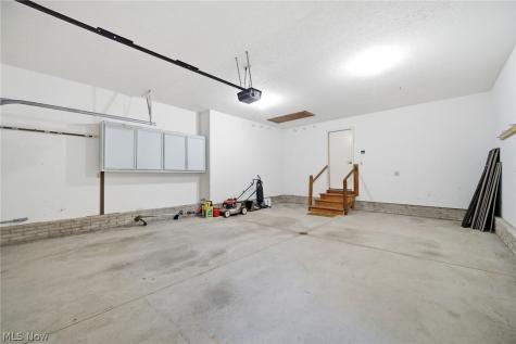 37099 Hunters Trail Avon OH 44011