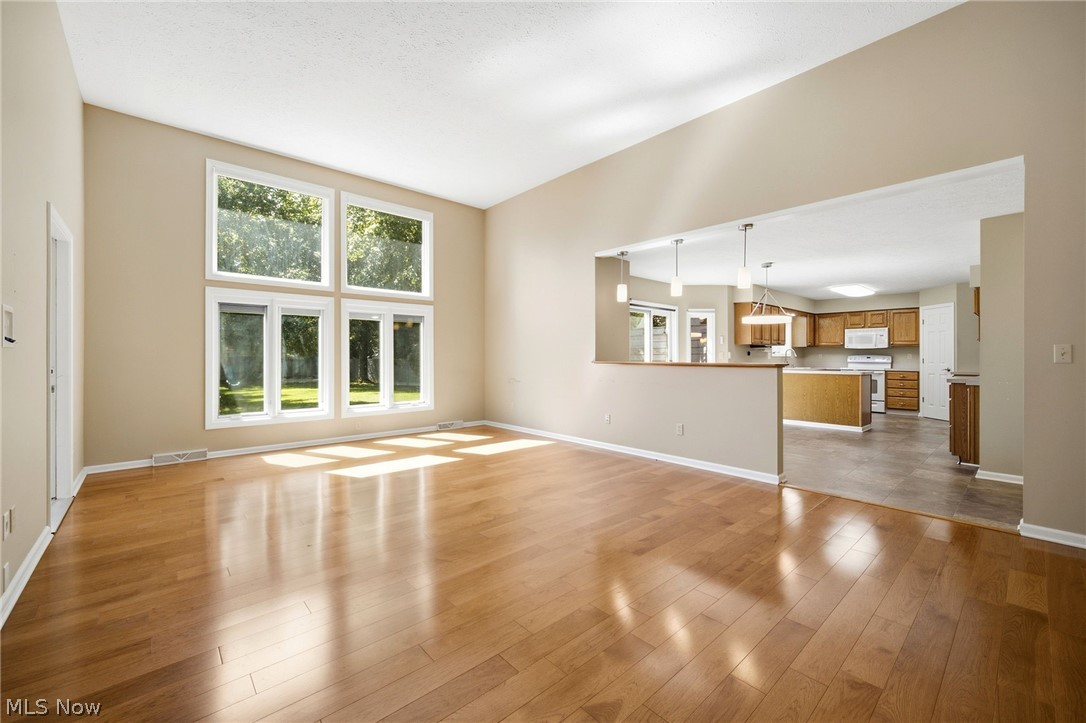 37099 Hunters Trail Avon OH 44011