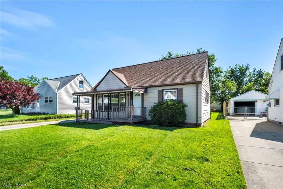 424 E 308th Street Willowick OH 44095