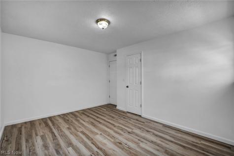 424 E 308th Street Willowick OH 44095