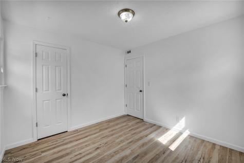 424 E 308th Street Willowick OH 44095