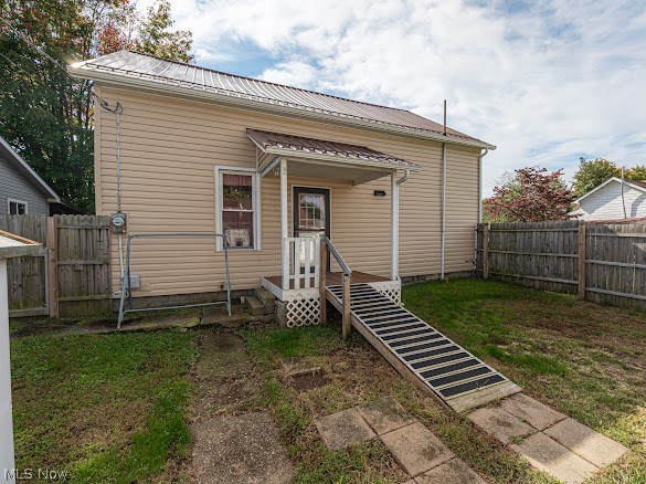 416 E 4th Street West Lafayette OH 43845