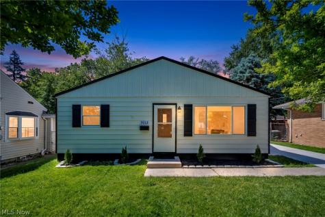 9313 Crestwood Drive Cleveland OH 44130