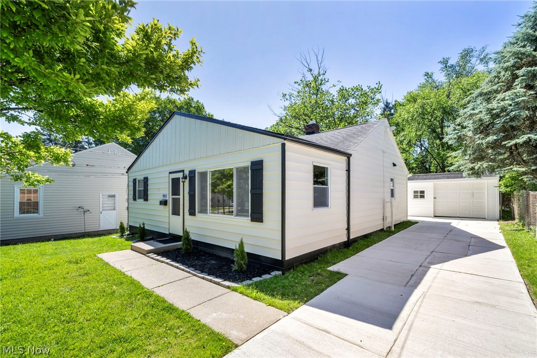 9313 Crestwood Drive Cleveland OH 44130
