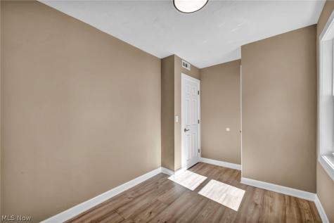 9313 Crestwood Drive Cleveland OH 44130
