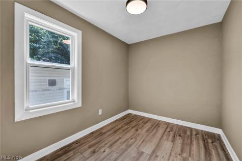 9313 Crestwood Drive Cleveland OH 44130