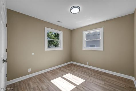 9313 Crestwood Drive Cleveland OH 44130