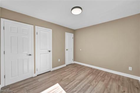 9313 Crestwood Drive Cleveland OH 44130