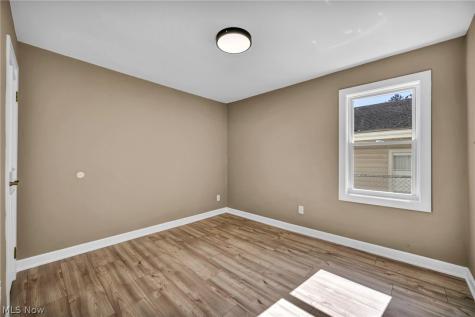 9313 Crestwood Drive Cleveland OH 44130