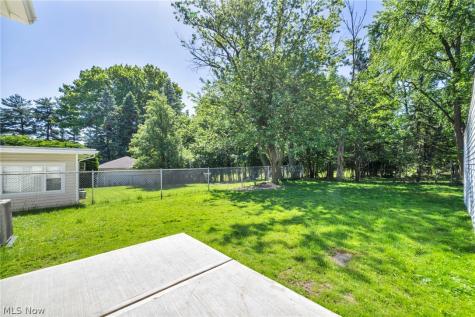 9313 Crestwood Drive Cleveland OH 44130