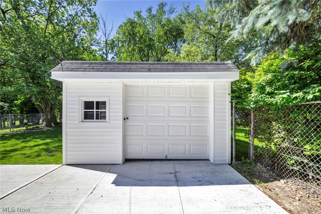 9313 Crestwood Drive Cleveland OH 44130