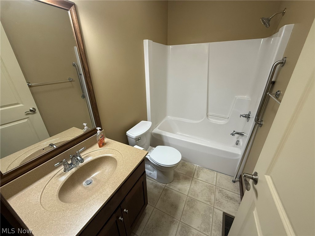 485 Gasser Circle SE New Philadelphia OH 44663