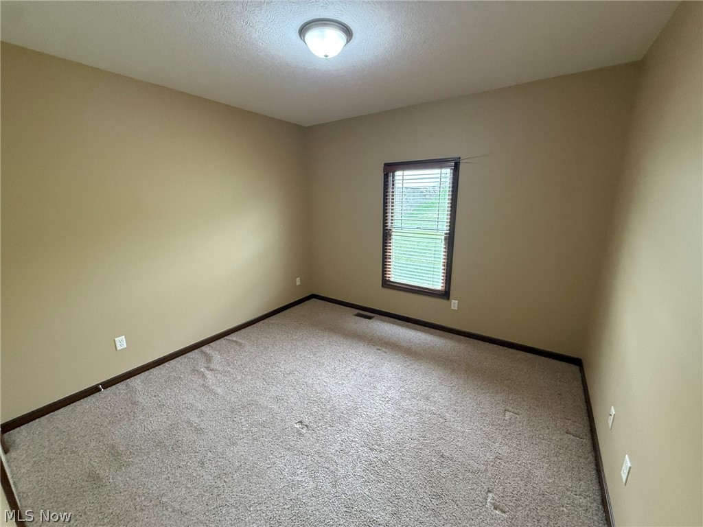 485 Gasser Circle SE New Philadelphia OH 44663