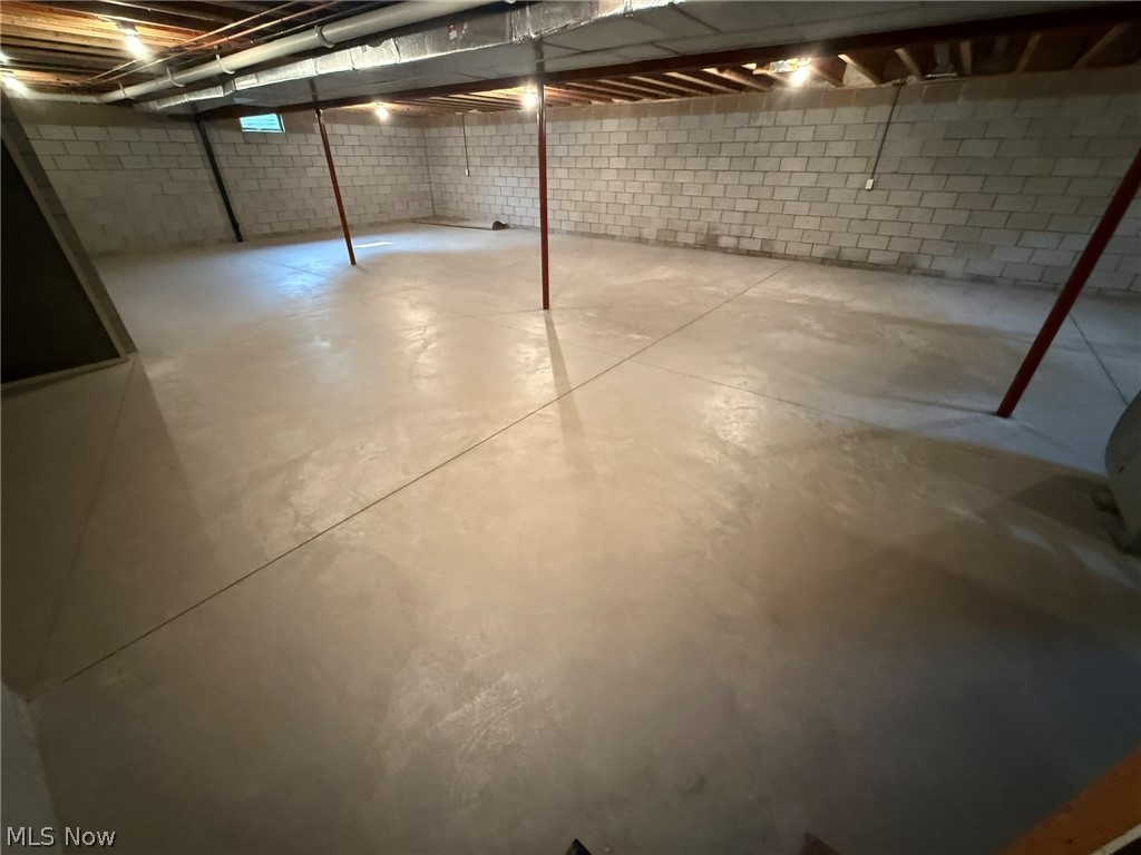 485 Gasser Circle SE New Philadelphia OH 44663
