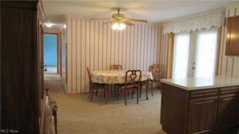 6841 Navarre Road SW Massillon OH 44646