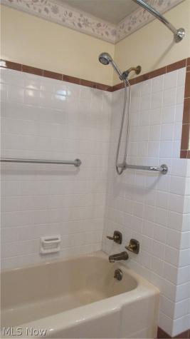 6841 Navarre Road SW Massillon OH 44646