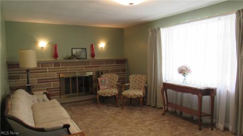 6841 Navarre Road SW Massillon OH 44646