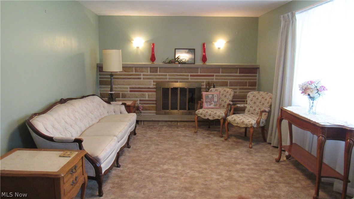 6841 Navarre Road SW Massillon OH 44646