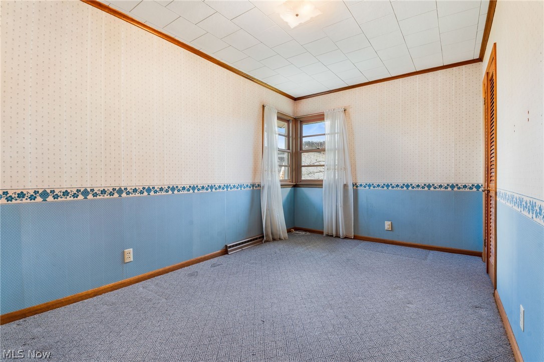 516 E Main Street Gnadenhutten OH 44629