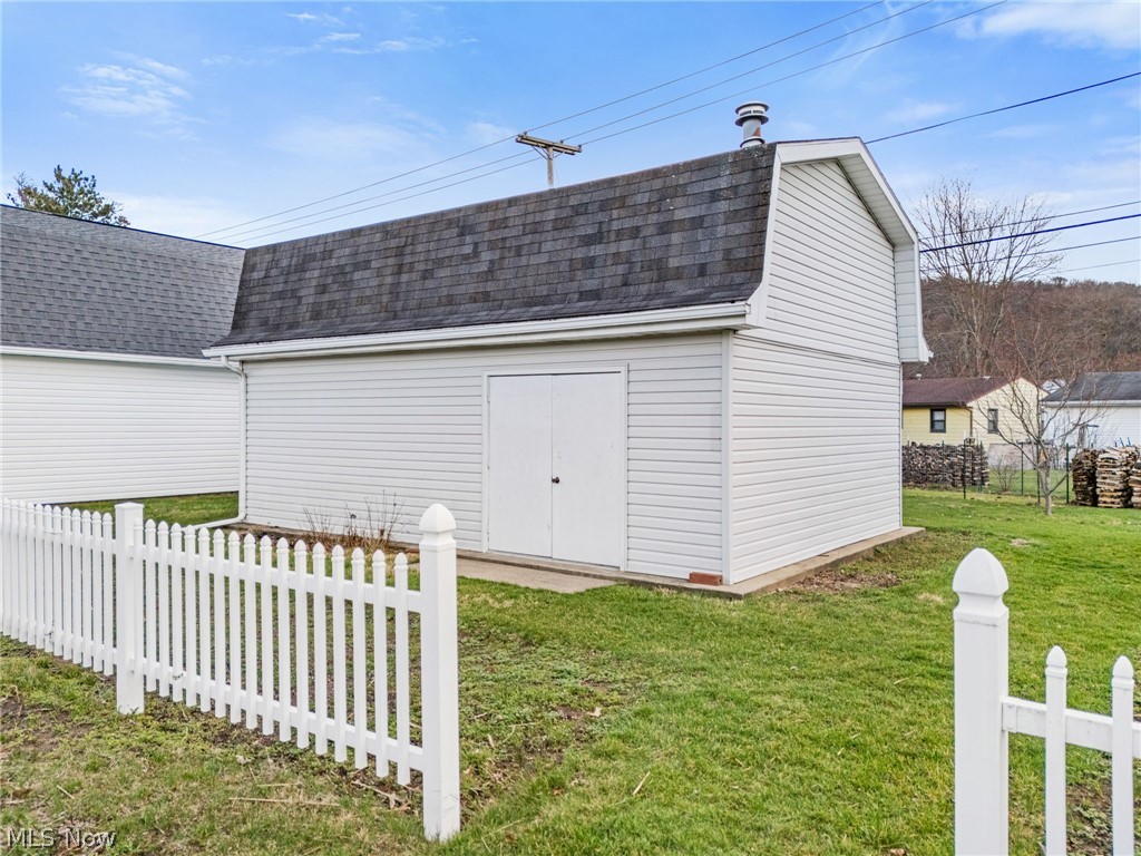516 E Main Street Gnadenhutten OH 44629