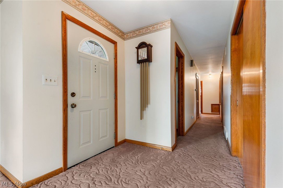 516 E Main Street Gnadenhutten OH 44629