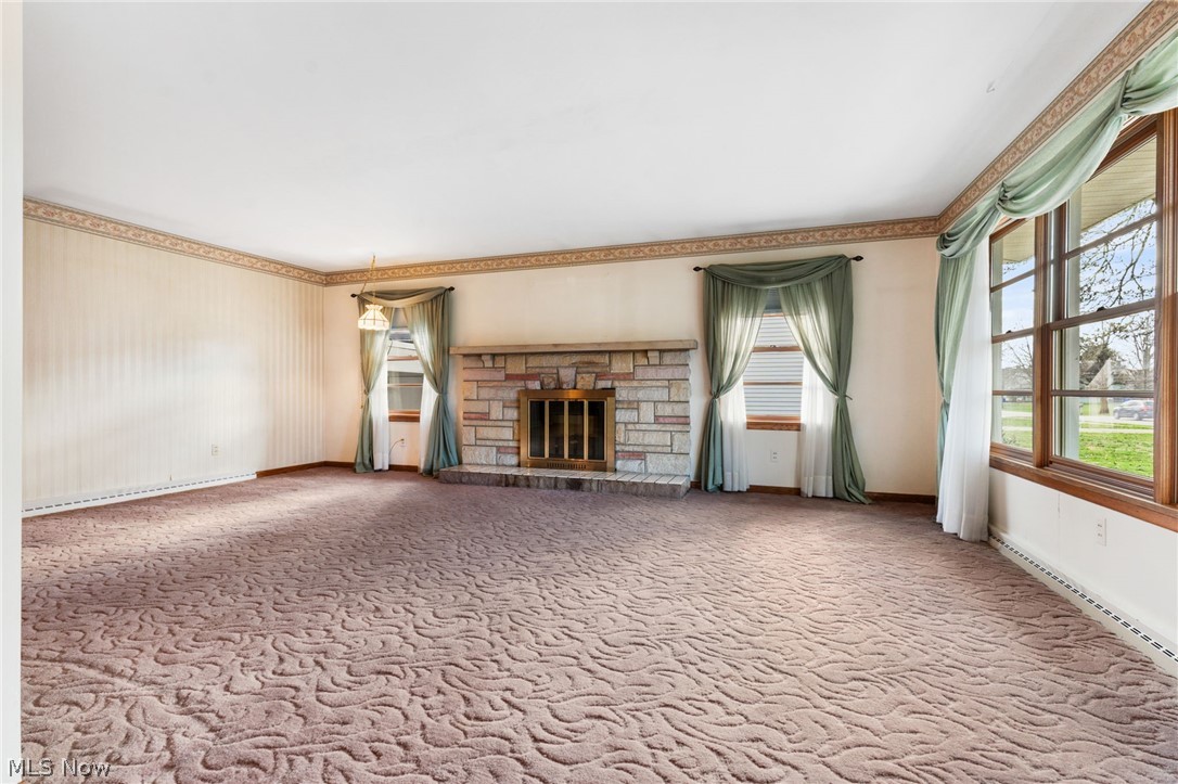 516 E Main Street Gnadenhutten OH 44629