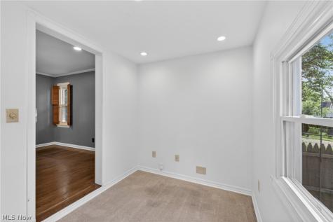 3525 Edison Road Cleveland Heights OH 44121