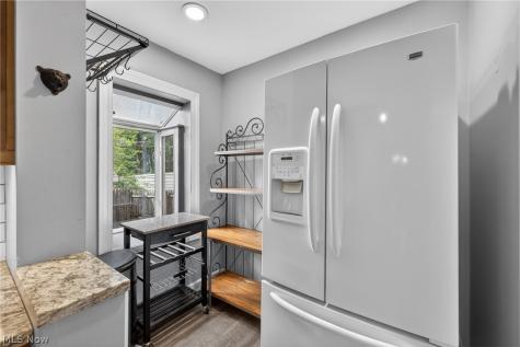 3525 Edison Road Cleveland Heights OH 44121