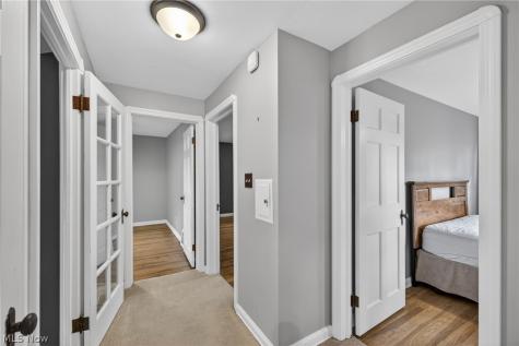 3525 Edison Road Cleveland Heights OH 44121