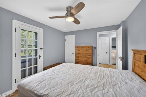 3525 Edison Road Cleveland Heights OH 44121