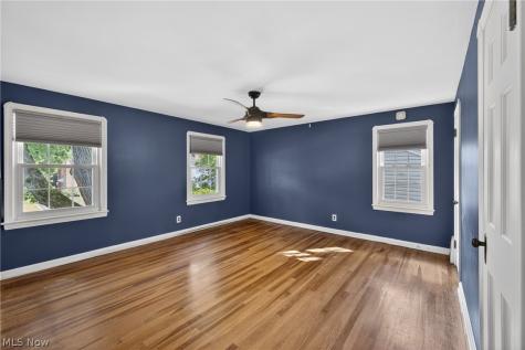 3525 Edison Road Cleveland Heights OH 44121