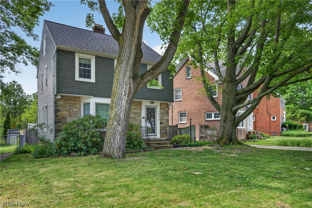 3525 Edison Road Cleveland Heights OH 44121