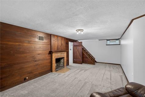 3525 Edison Road Cleveland Heights OH 44121