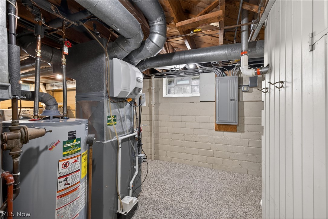 3525 Edison Road Cleveland Heights OH 44121