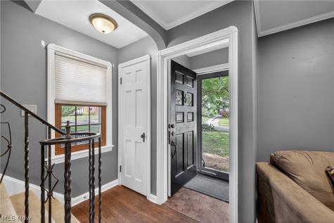 3525 Edison Road Cleveland Heights OH 44121