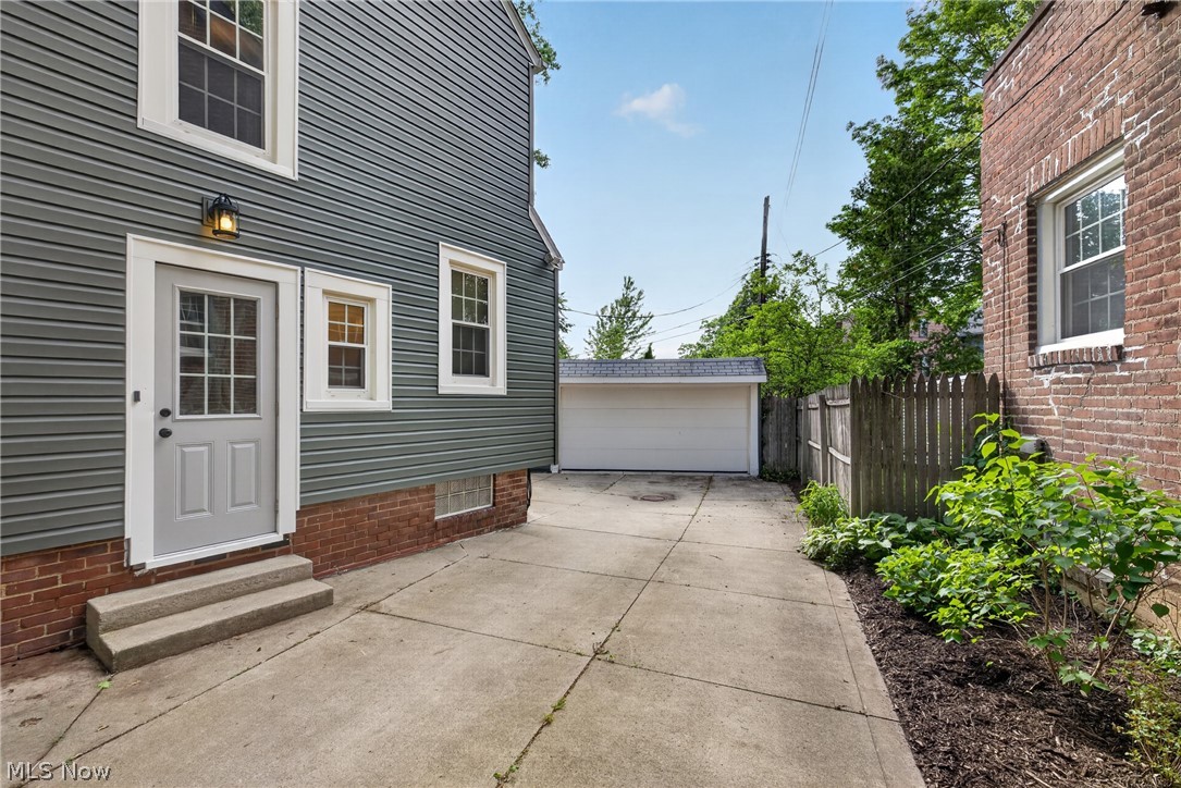 3525 Edison Road Cleveland Heights OH 44121