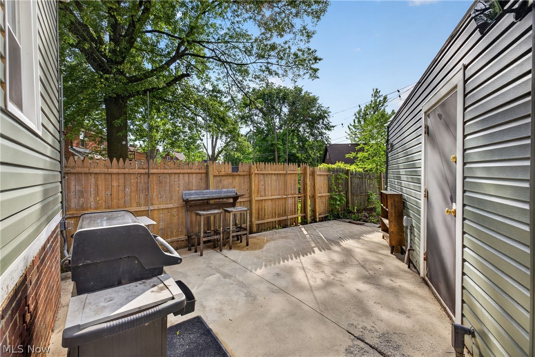 3525 Edison Road Cleveland Heights OH 44121