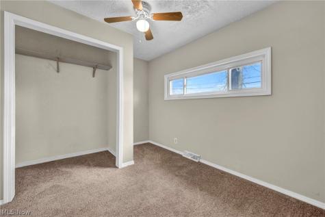 2727 Mcelwain Road Akron OH 44312