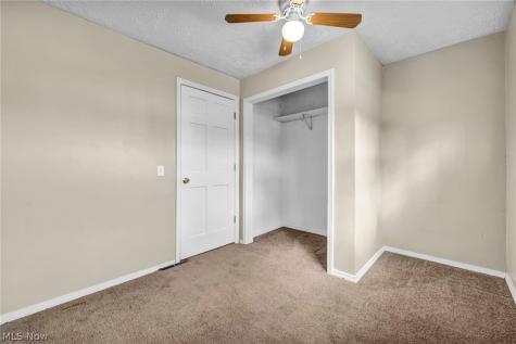 2727 Mcelwain Road Akron OH 44312