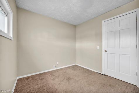 2727 Mcelwain Road Akron OH 44312