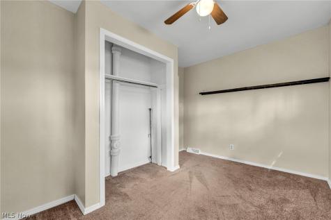 2727 Mcelwain Road Akron OH 44312