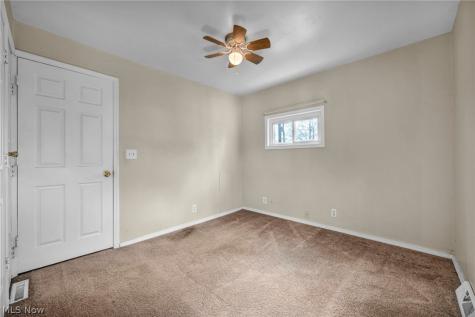 2727 Mcelwain Road Akron OH 44312