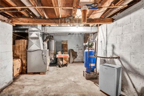 2727 Mcelwain Road Akron OH 44312