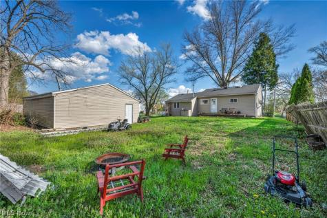 2727 Mcelwain Road Akron OH 44312