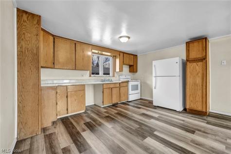 2727 Mcelwain Road Akron OH 44312