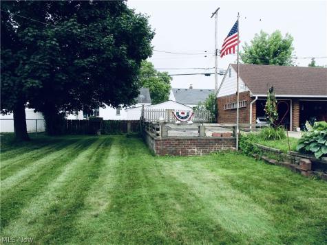 6411 Snow Road Parma OH 44129