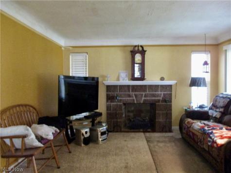 6411 Snow Road Parma OH 44129
